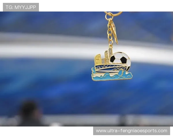 足球球星挂链：个性化潮流配饰引领运动风尚新趋势